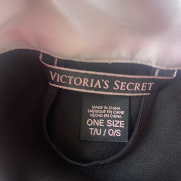 Victoria Secret Robe - One Size - Picture 2 of 3